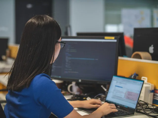 Curs SQL Fundamentals - poza